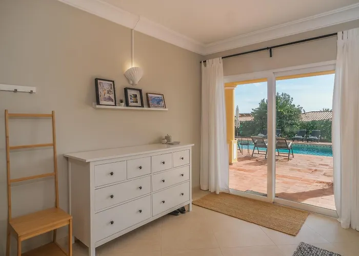 Βίλα Vivenda Kristina *