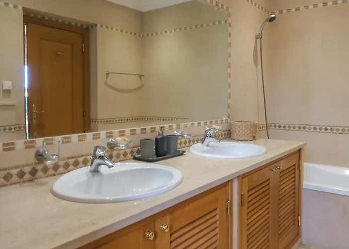 Vivenda Kristina Βίλα