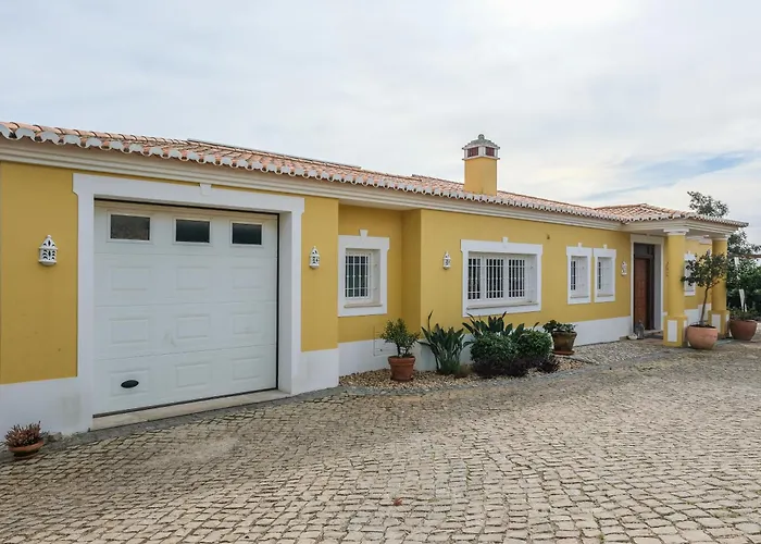 Vivenda Kristina Βίλα *